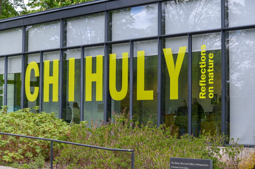 Chihuly - Reflections on nature at Kew Gardens